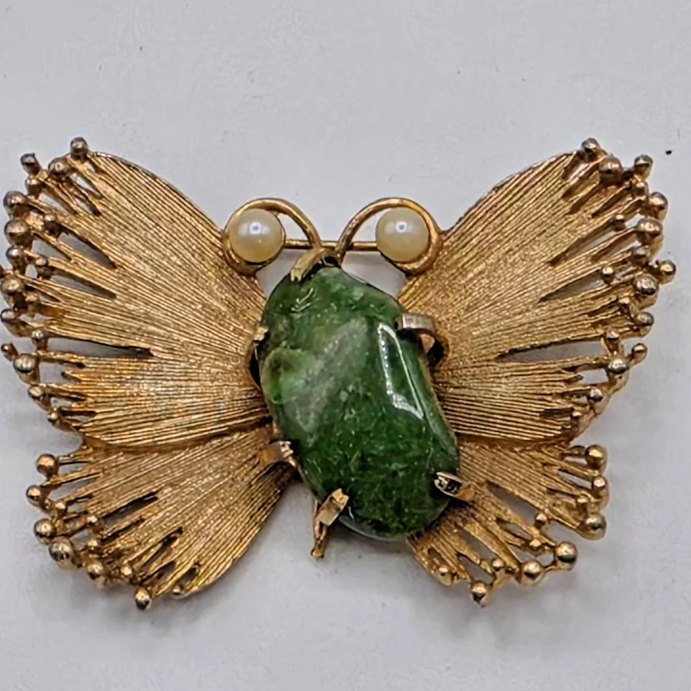 Vintage Lisner Butterfly Brooch Green Cabochon Faux Pearl Gold Tone Signed